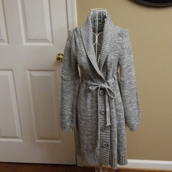 Wonderful gray cardigan sweater - Picture 2 of 8